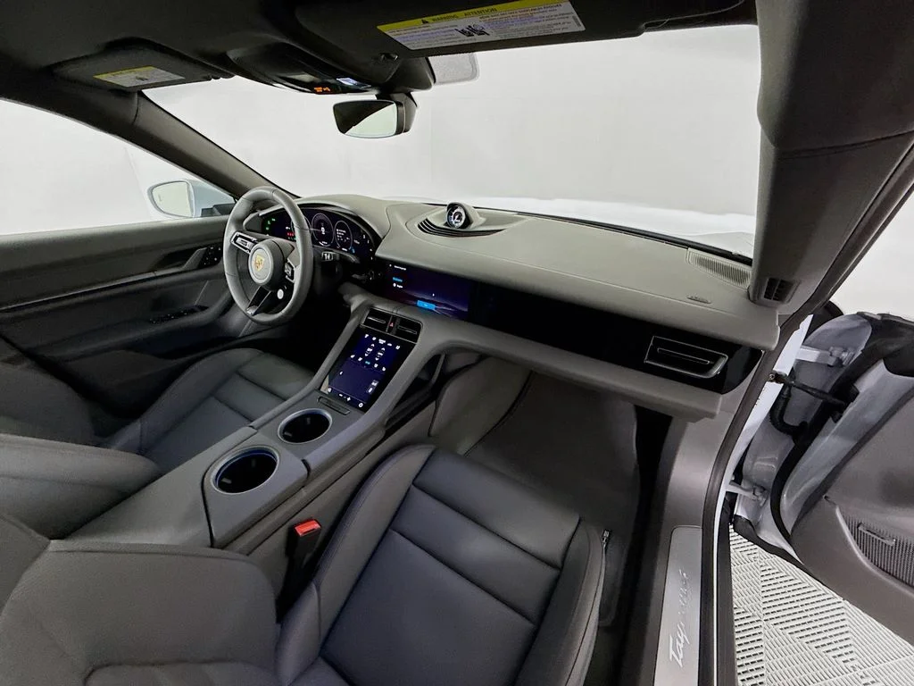 New 2026 White Porsche  image 30