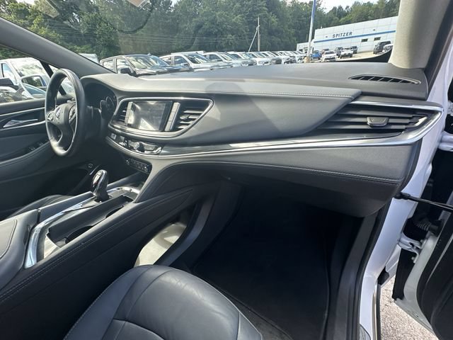 Used 2020 (Includes Satin Nickel lower exterior accent color.) Buick Essence image 31