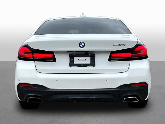Used 2023 White BMW 540i image 6