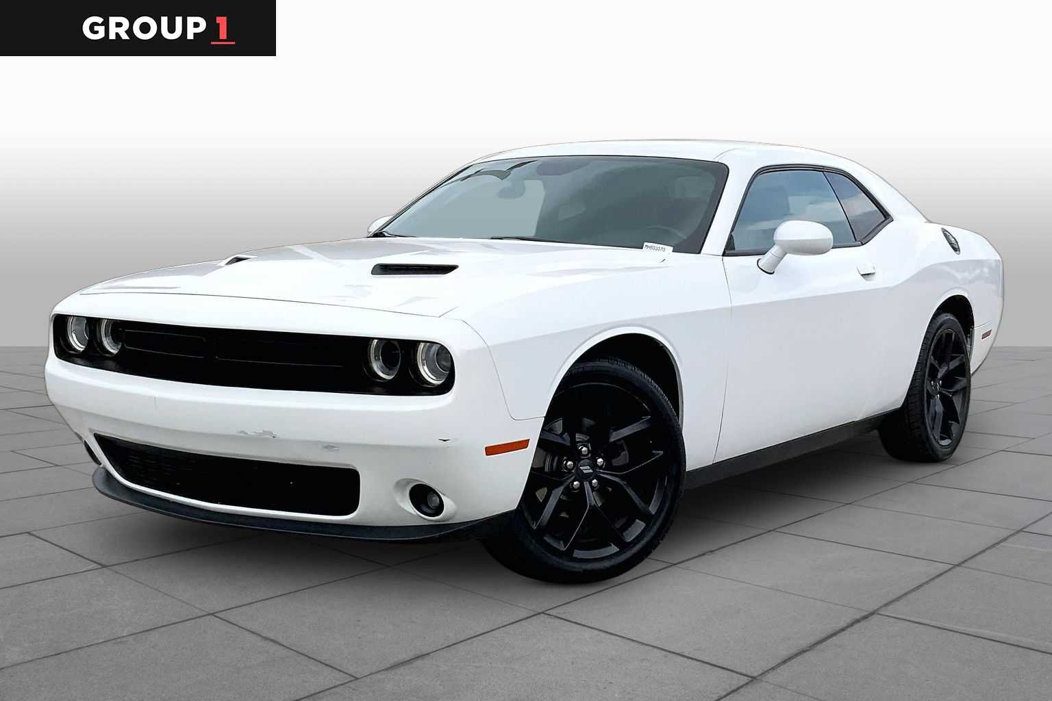 2021 Dodge Challenger SXT Auto's photo