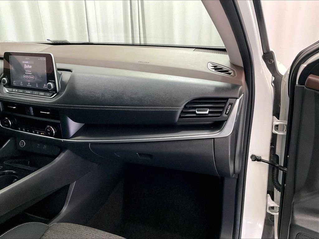 Used 2023 White Nissan SV image 13