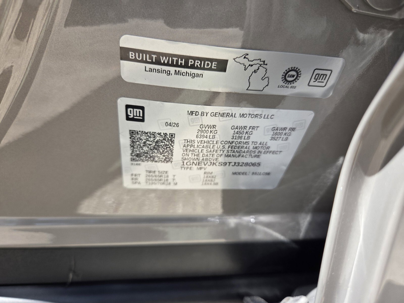 New 2026 Sandstone Gray Chevrolet Z71 image 25