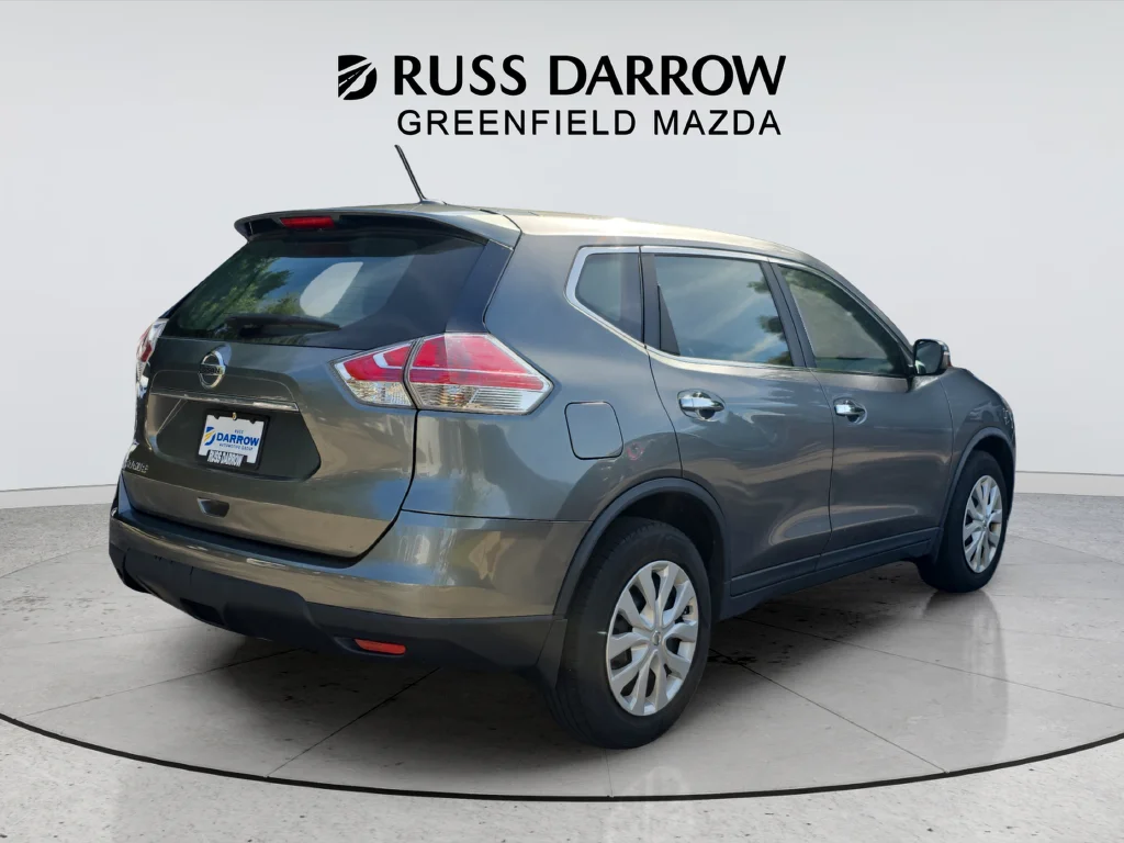 Used 2015 Gray Nissan S image 5