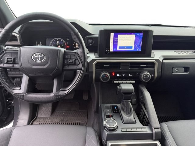 Used 2025  Toyota SR5 image 10