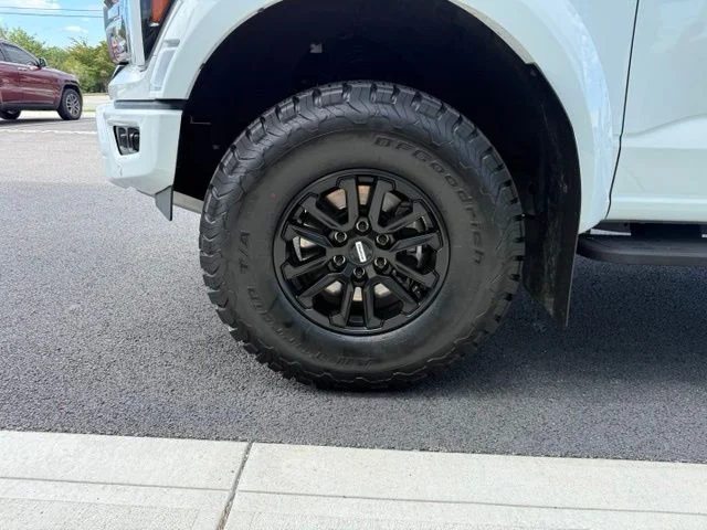 Used 2024 White Ford Raptor image 9