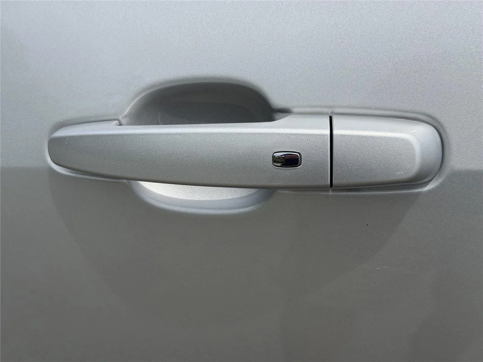 Used 2021 Silver Ice Metallic Chevrolet LT image 41