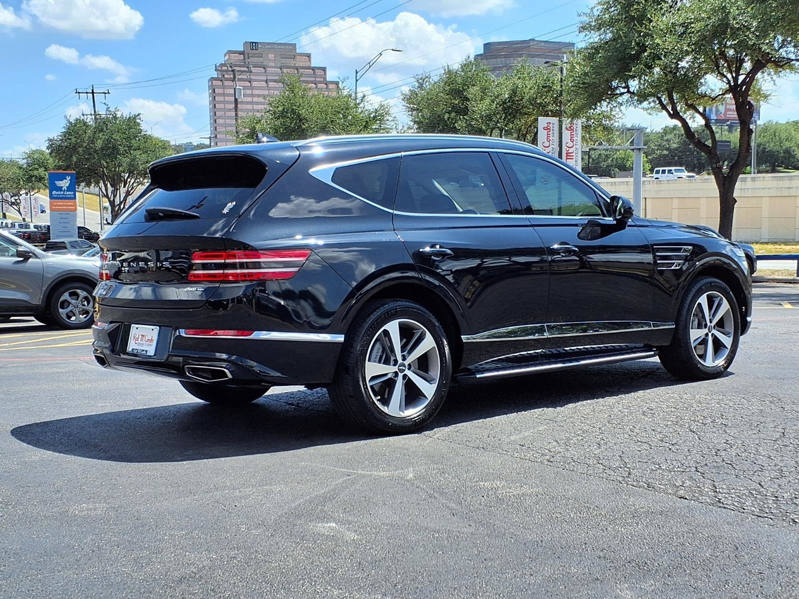 Used 2024 Vik Black Genesis 3.5T AWD 7P image 5