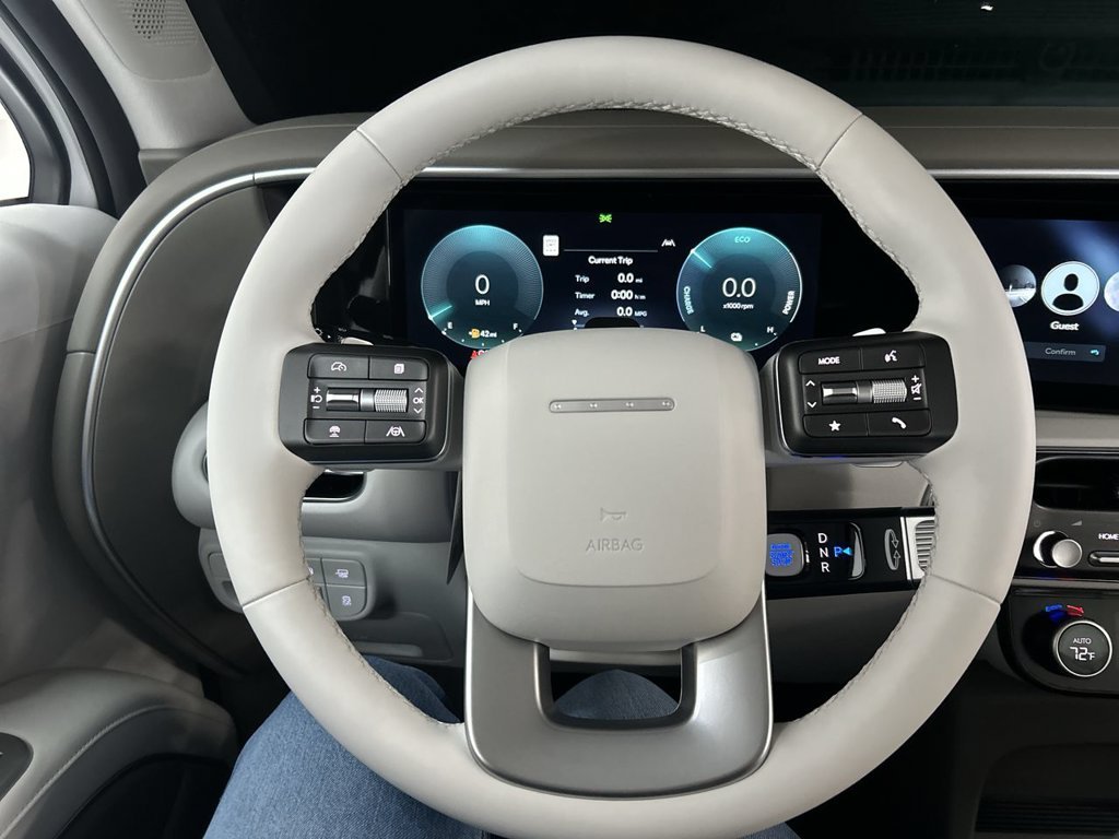 New 2026 White Pearl Hyundai SEL 8P image 21