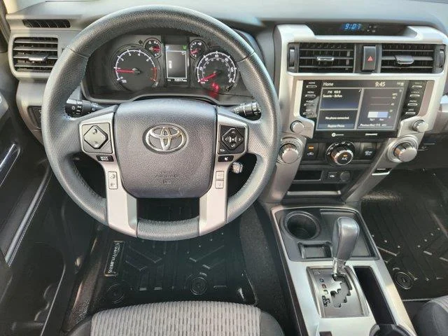 Used 2022 Gray Toyota SR5 4x2 image 25