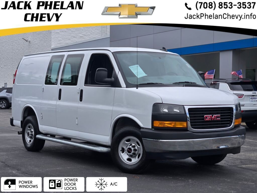 2024 GMC Savana 2500's photo