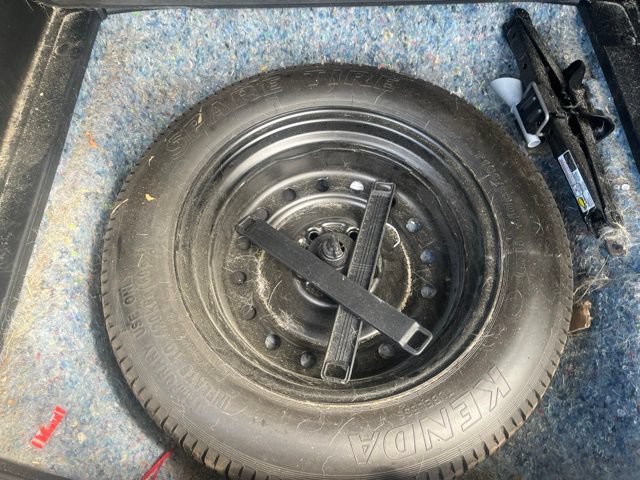 Used 2017 Lunar Silver Metallic Honda EX image 22