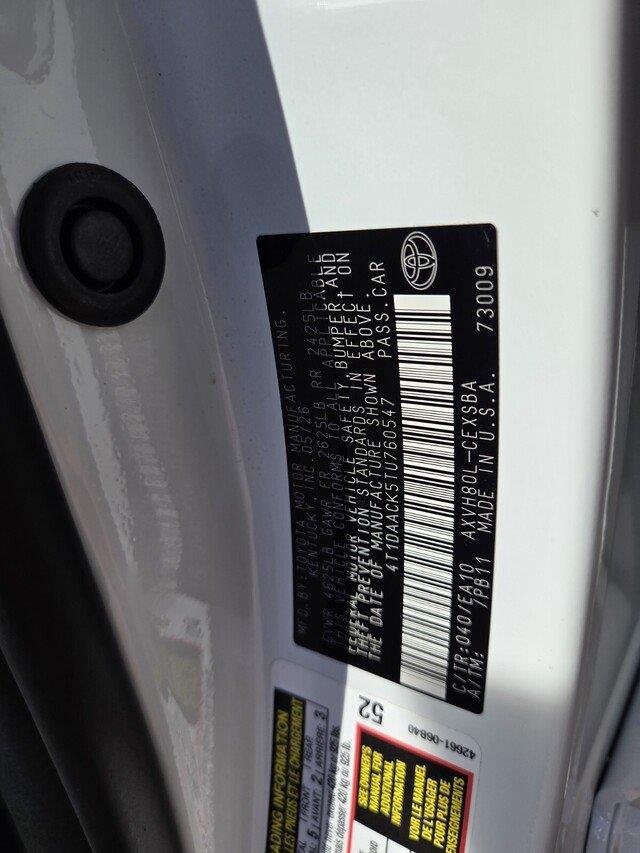Used 2026 Ice Cap Toyota SE image 31