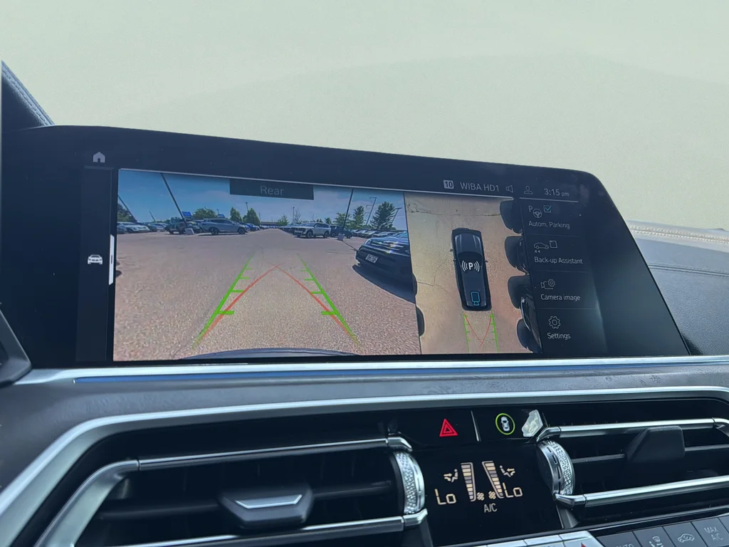 Used 2022 Dark Graphite Metallic BMW xDrive45e image 9