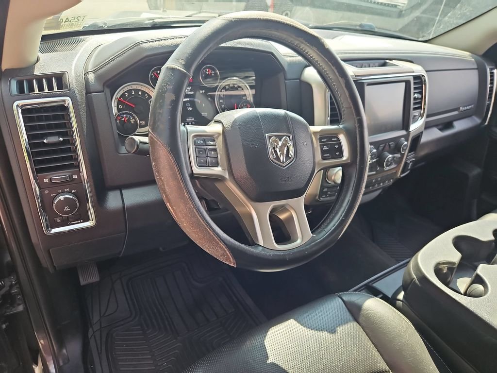 Used 2016 Crystal Metallic Ram Laramie image 13