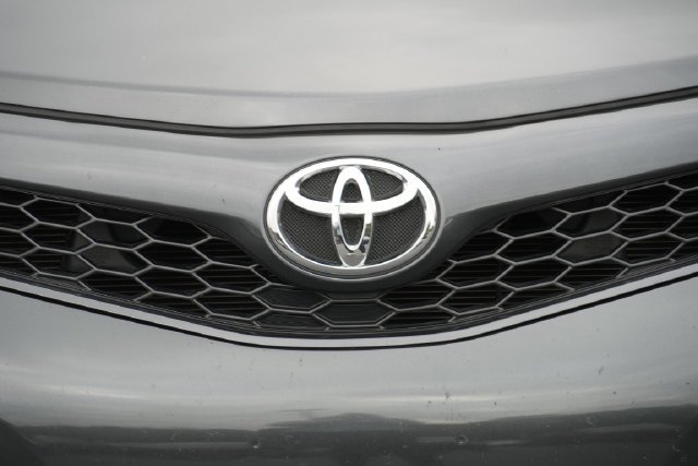 Used 2012 Gray Toyota SE image 6