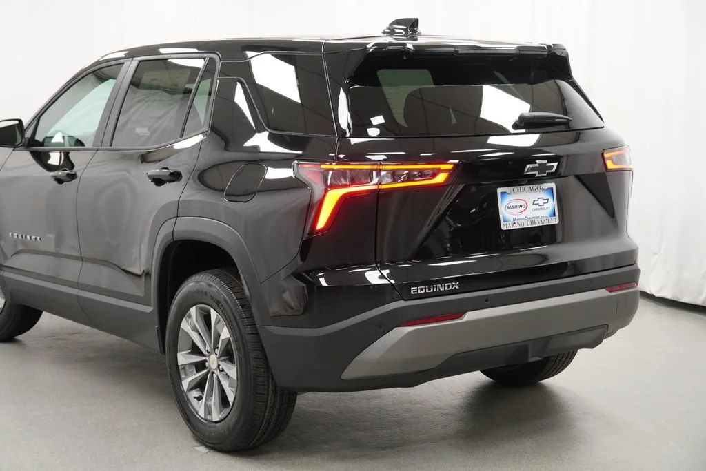 2027 Chevrolet Equinox LT - Photo 37