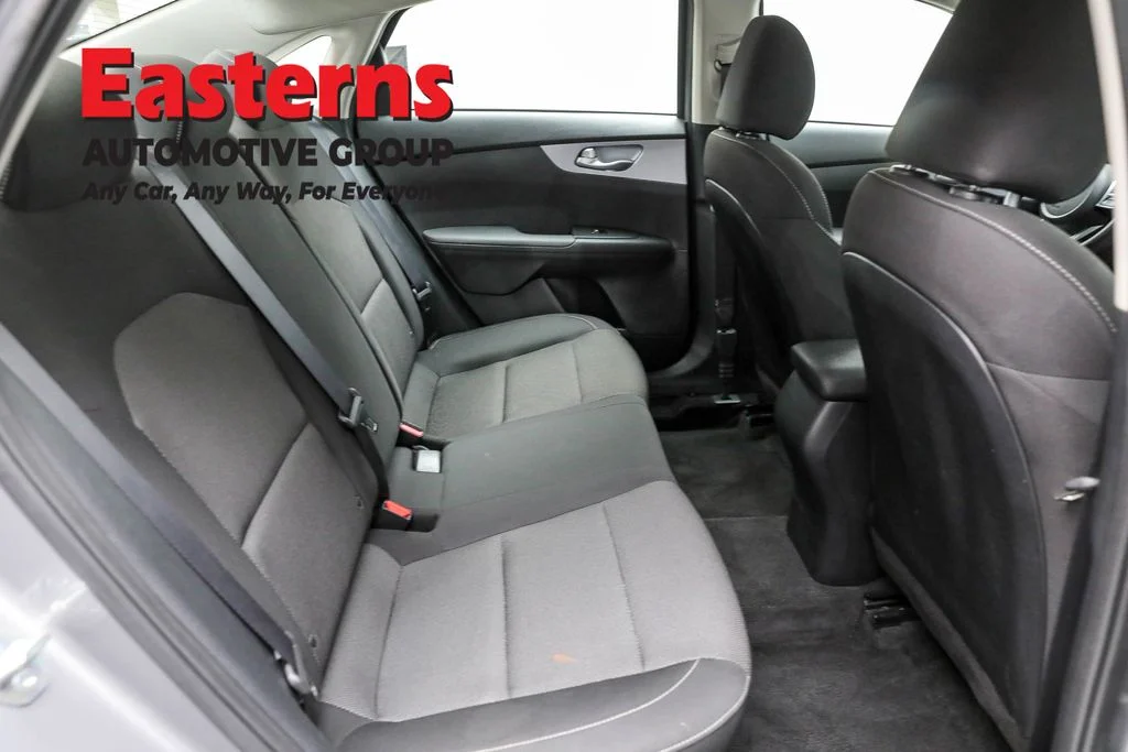 Used 2024 Gray Kia LXS image 22