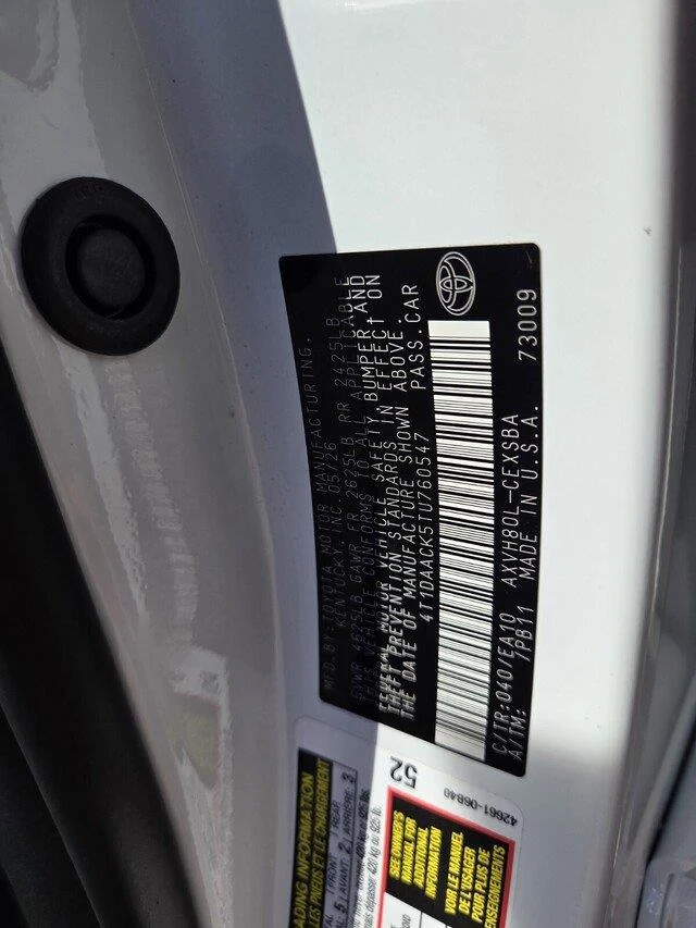 Used 2026 Ice Cap Toyota SE image 31