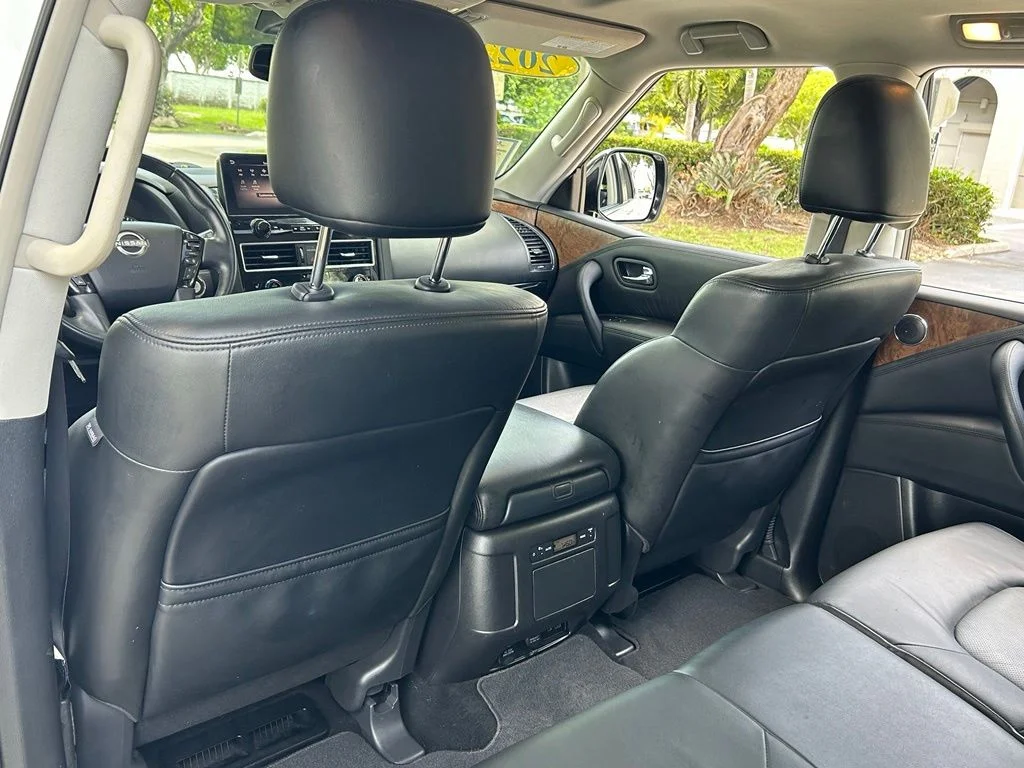 Certified Used 2022 White Nissan SL image 38