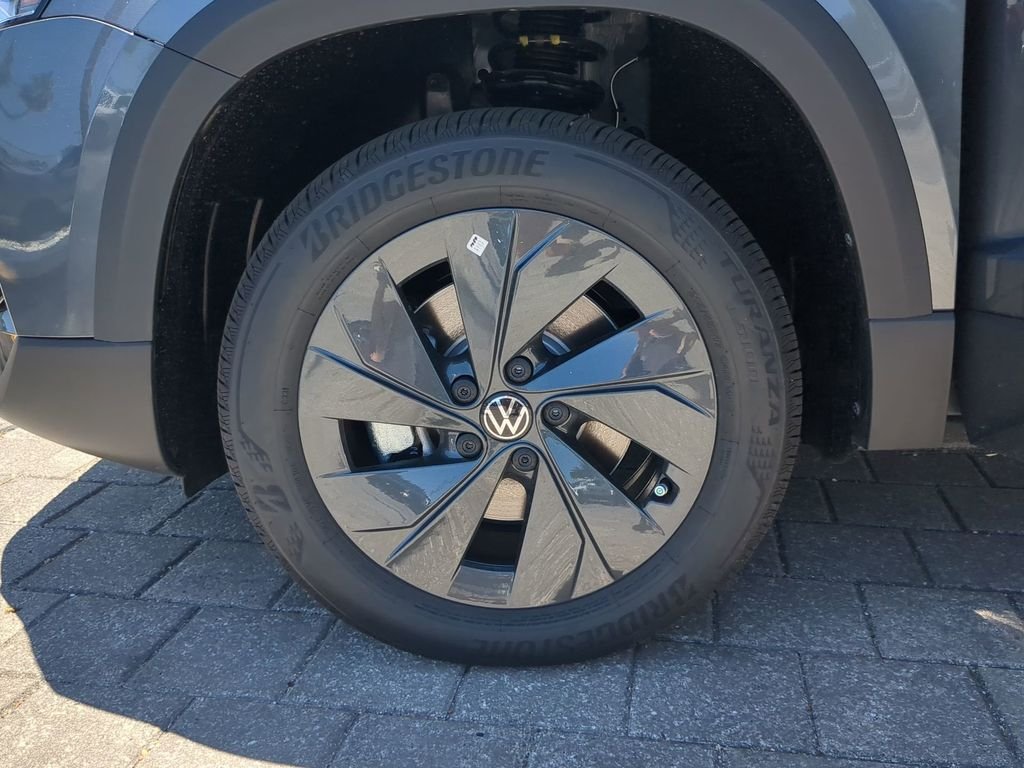 New 2026 Gray Volkswagen 1.5T S image 29