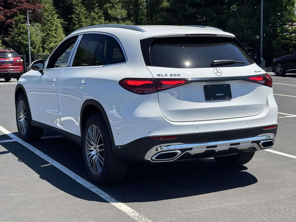 New 2026 Polar White Mercedes-Benz GLC 300 image 8