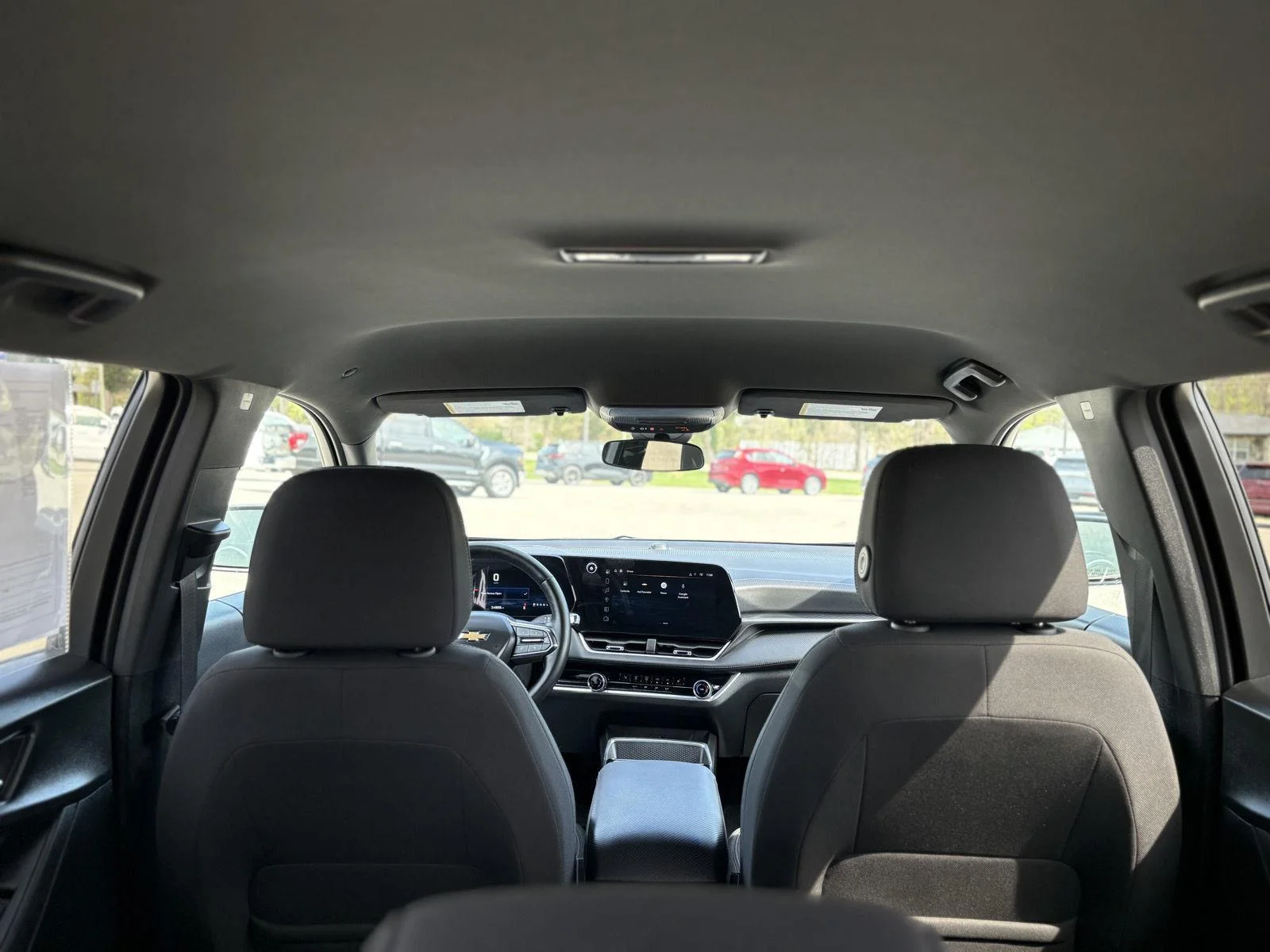 2025 Chevrolet Equinox LT - Photo 14