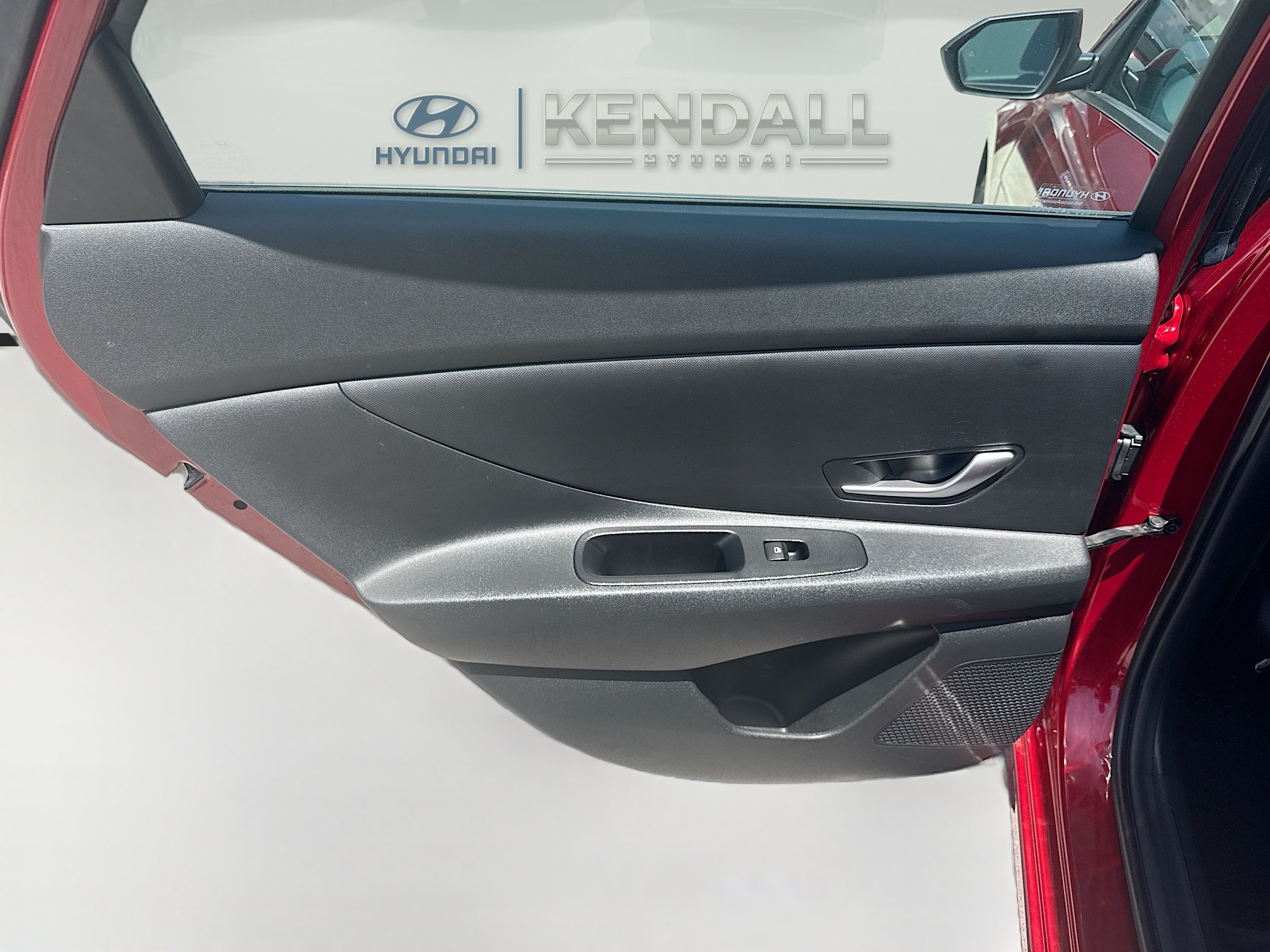 2025 Hyundai Elantra SE - Photo 22