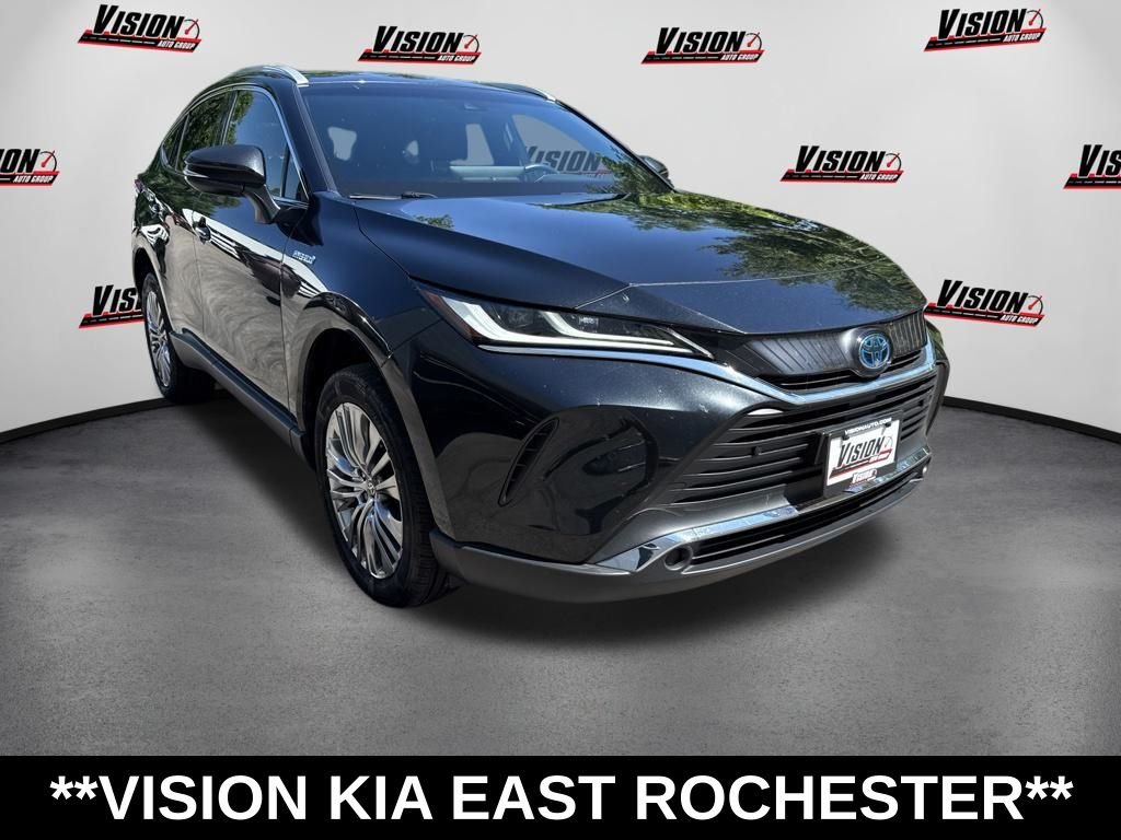 Used 2021 Black Toyota XLE image 3