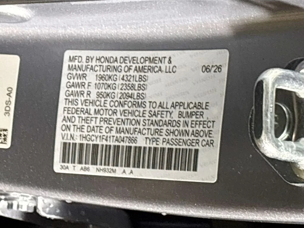 New 2026 Solar Silver Metallic Honda SE image 25