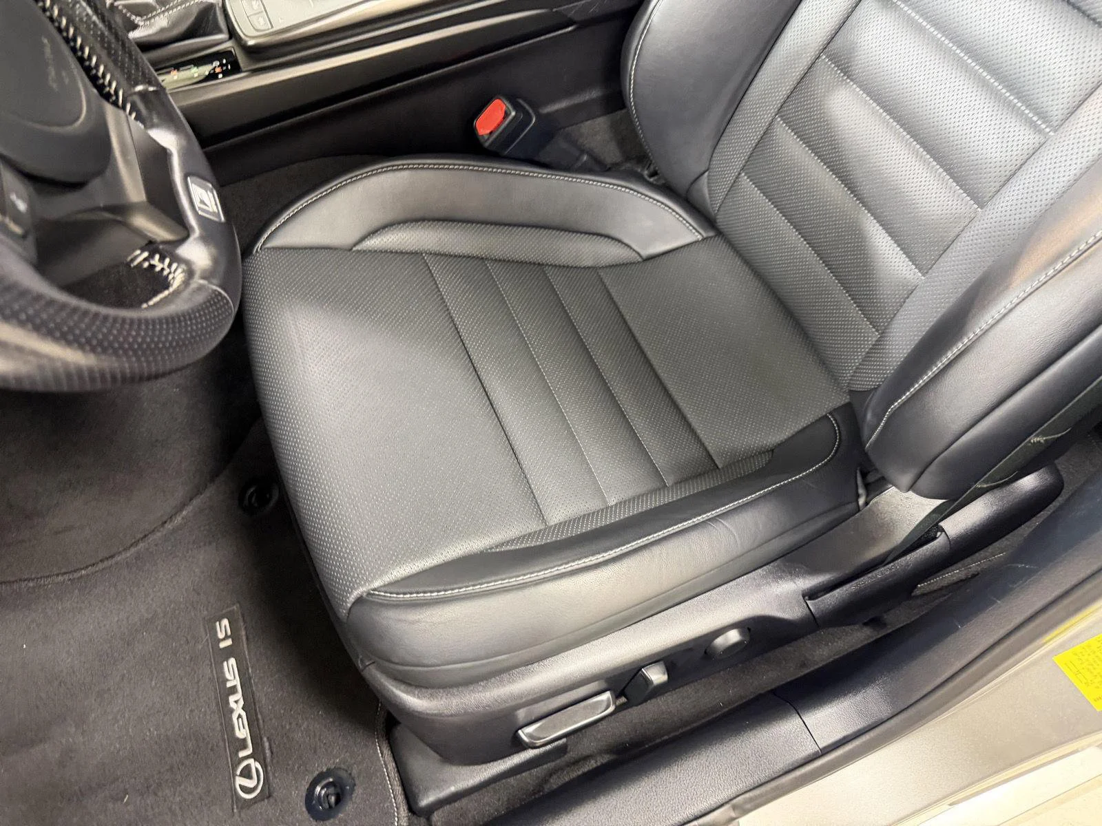 Used 2022 Silver Lexus 350 F SPORT image 31