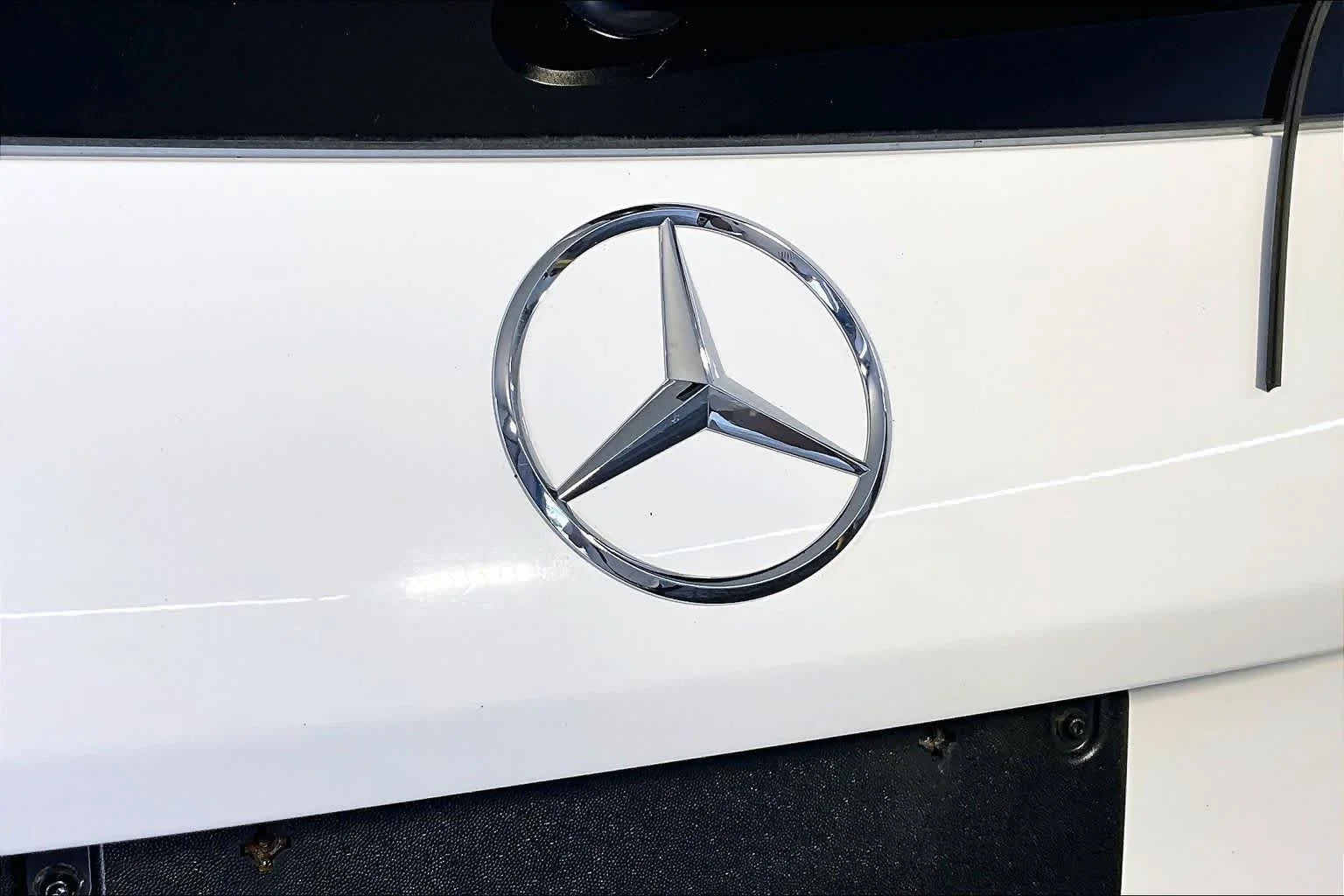 Used 2020 Polar White Mercedes-Benz GLC 300 image 33