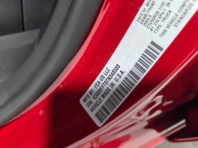 New 2026 Molten Red Pearl-Coat Exterior Paint RAM Big Horn/Lone Star image 19