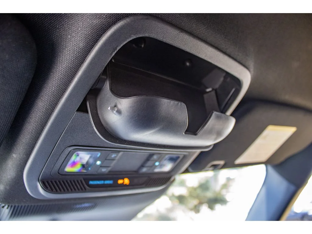 Used 2025 Carbonized Gray Metallic Ford ST-Line image 47
