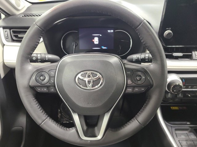 Certified Used 2024 Pearl Toyota XLE Premium image 27