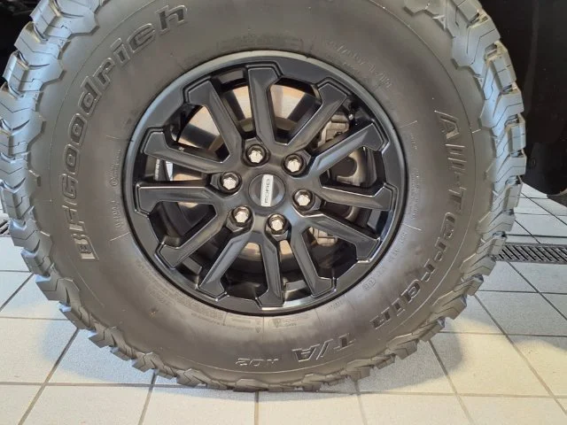 Used 2025 Blue Metallic Ford Raptor image 34