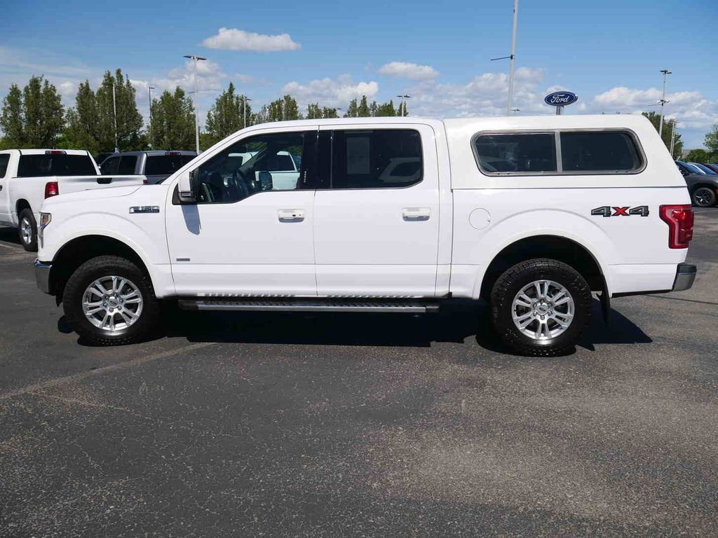 Used 2016 White Ford Lariat image 21