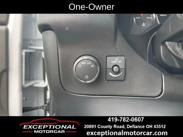 Used 2025 White GMC Work Van image 18