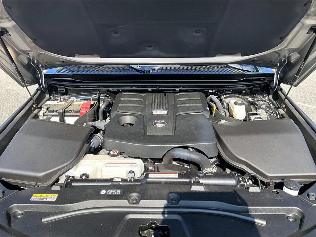 Used 2024 Silver Lexus 550 Premium+ image 31