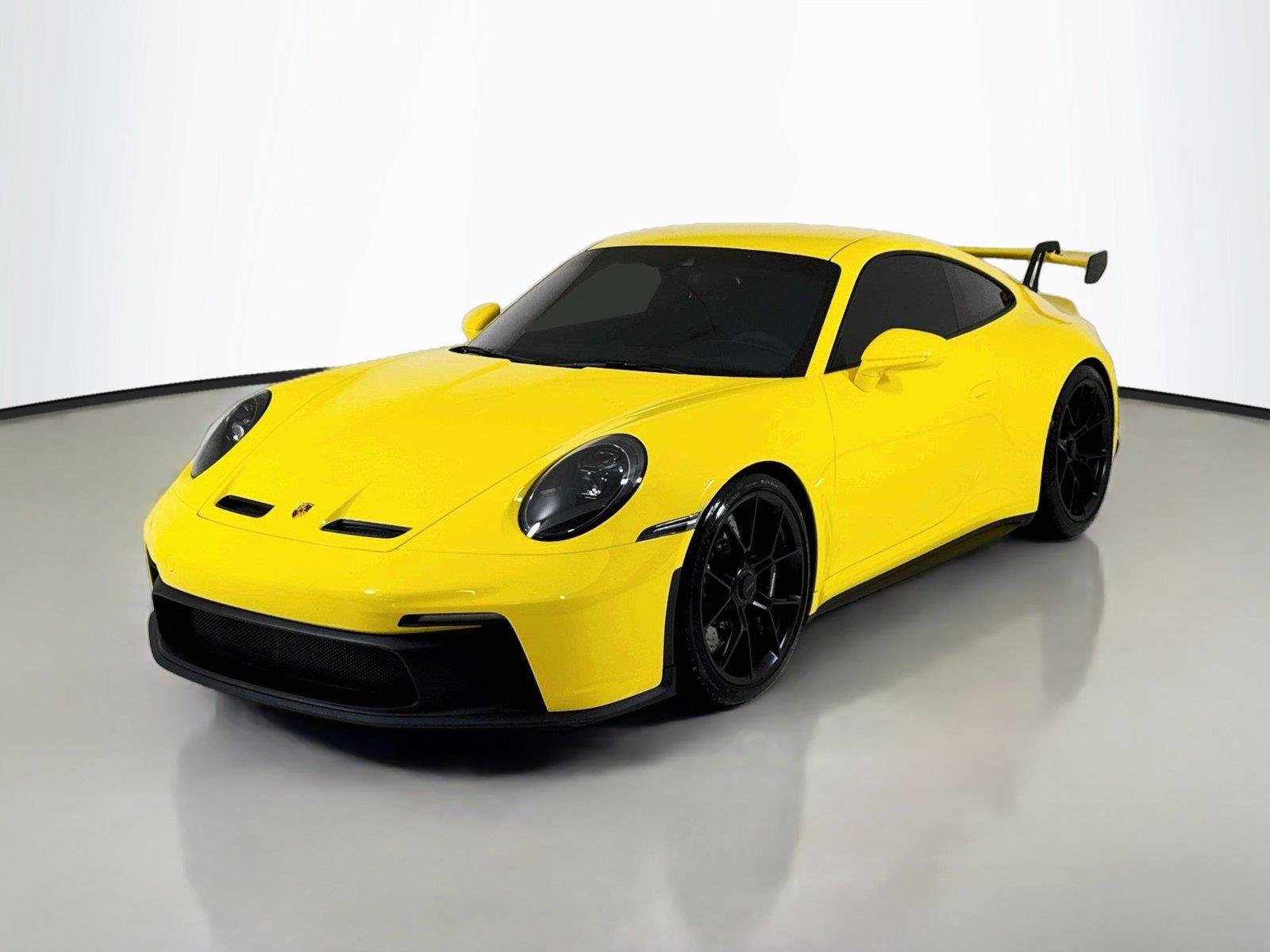 Used 2022 Racing Yellow Porsche GT3 | PCCB | PDLS+ | Matte Carbon Trim | Exclusive Design Taillights image 9