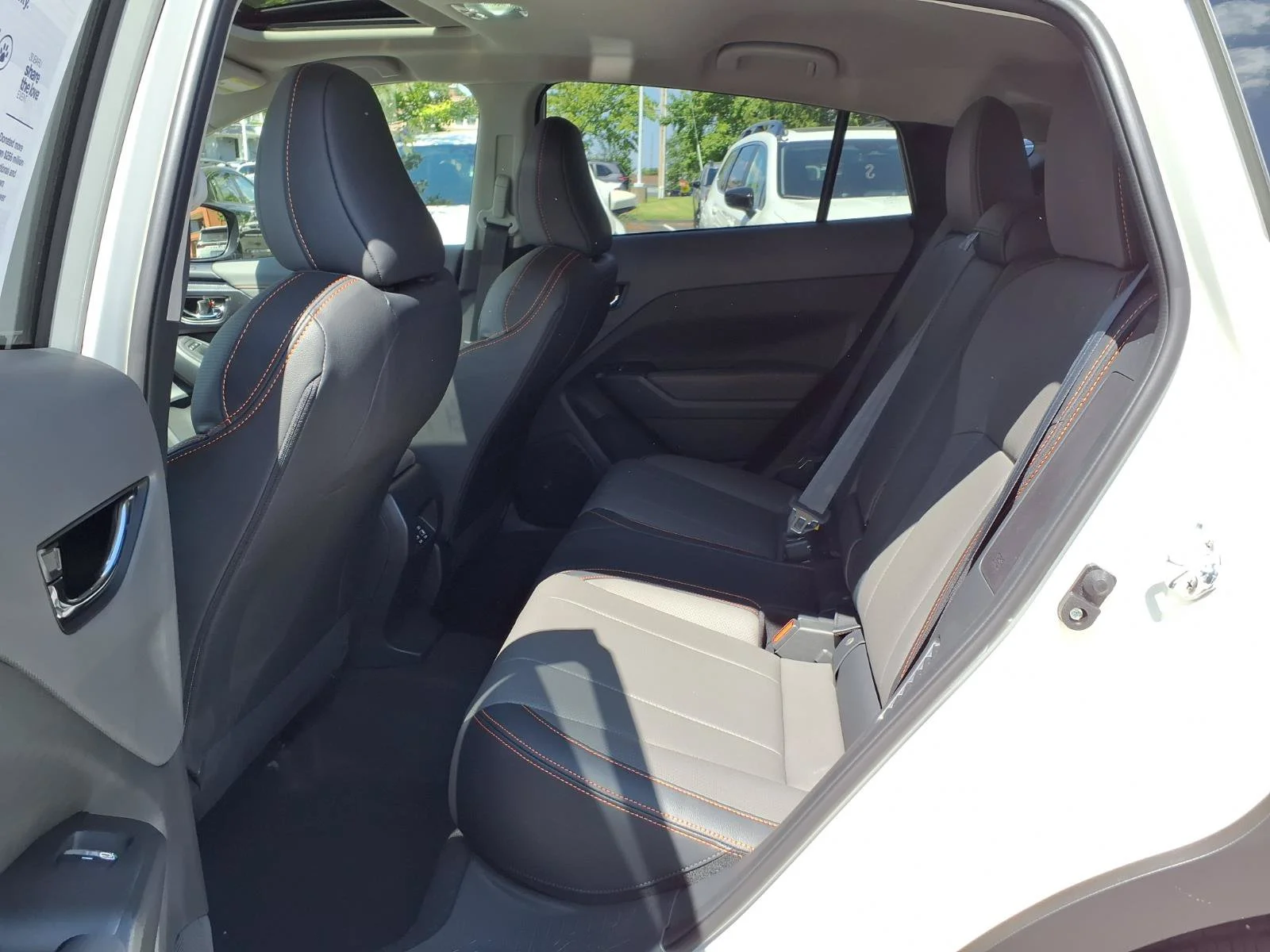 New 2026 CRYSTAL WHITE PEARL Subaru Limited Hybrid image 17