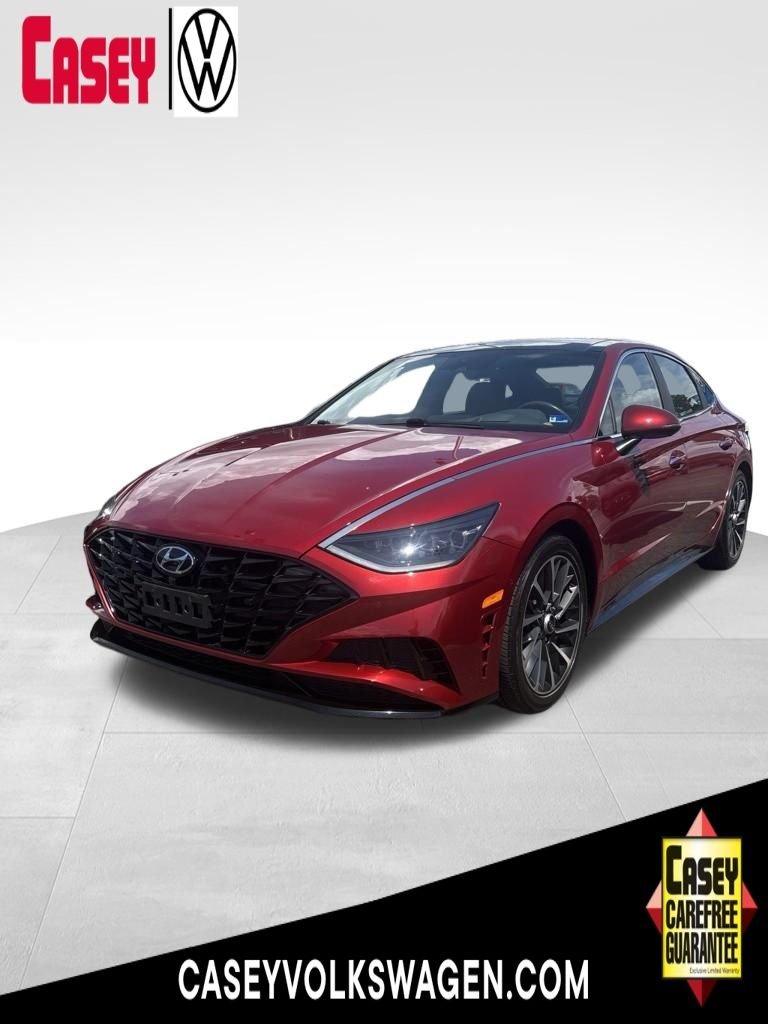 Used 2023 Red Hyundai Limited image 1