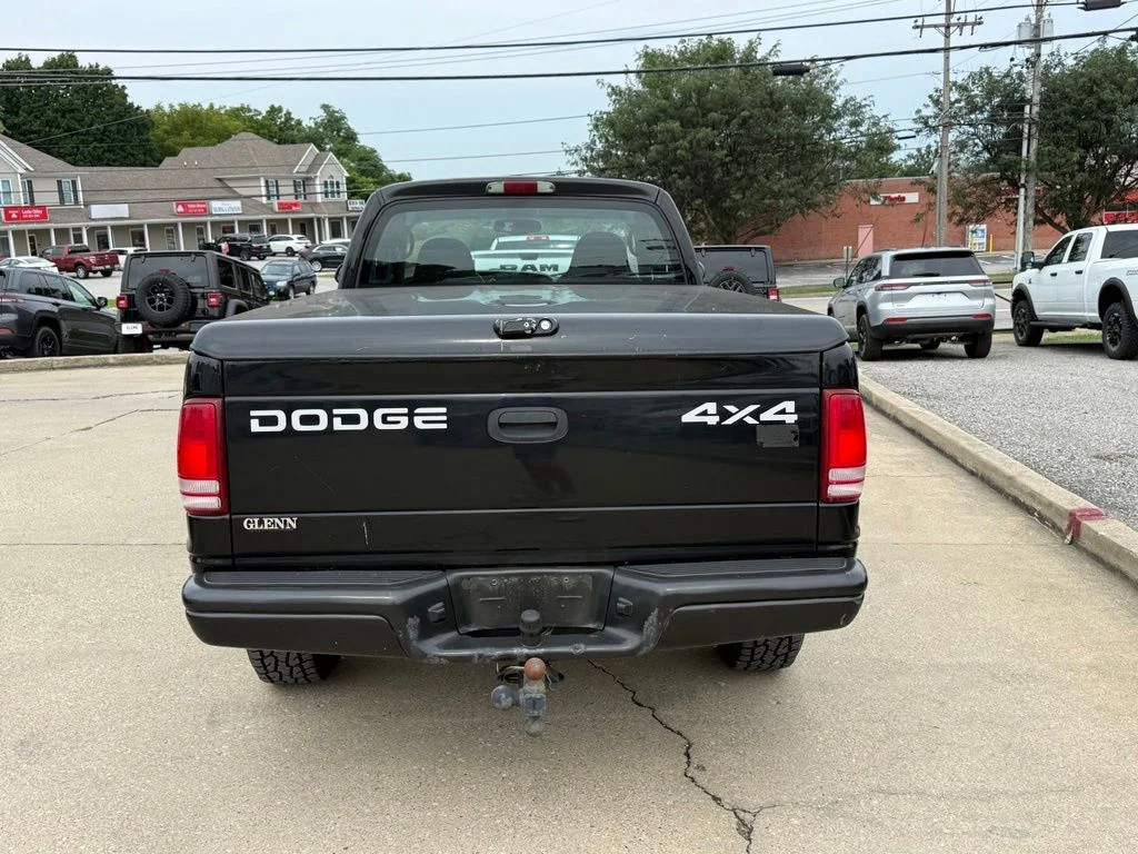 Used 2000 Black Dodge Sport image 7