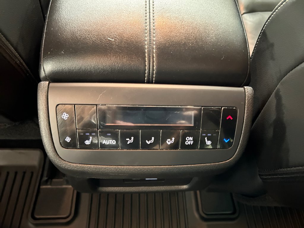 Used 2024 White Nissan SL image 29