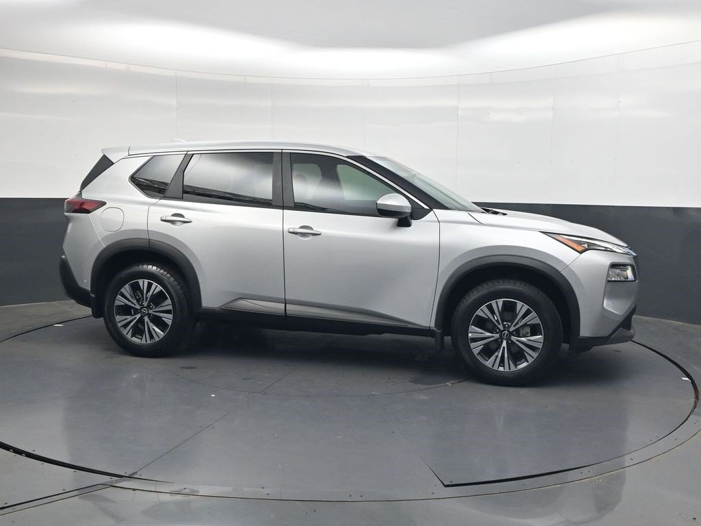Used 2023 Brilliant Silver Metallic Nissan SV image 3