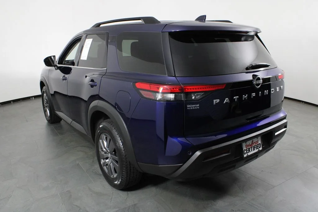 2025 Nissan Pathfinder SV - Photo 4
