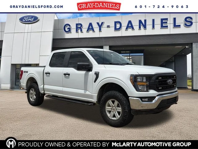Used 2023 Oxford White Ford XL image 1