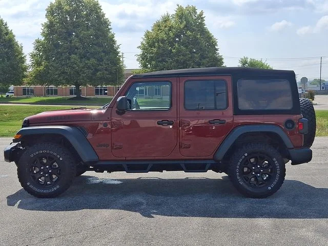Used 2021 Red Jeep Unlimited Willys image 6