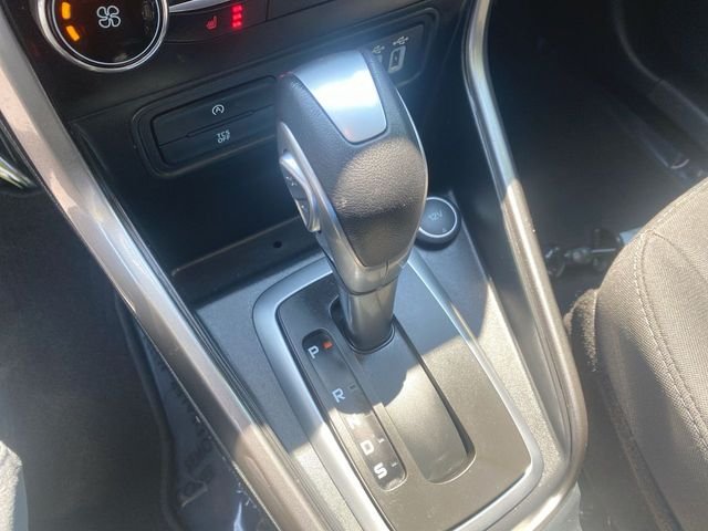 Used 2021 White Ford SE image 20