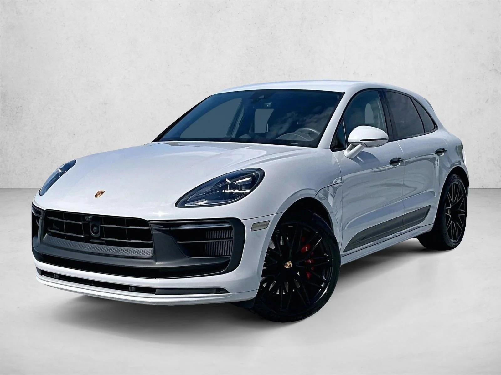 2022 Porsche Macan GTS's photo