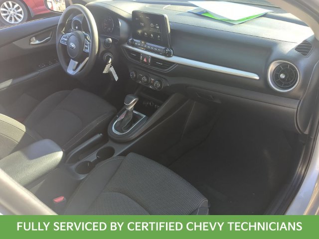 Used 2020 Silver Kia LXS image 38